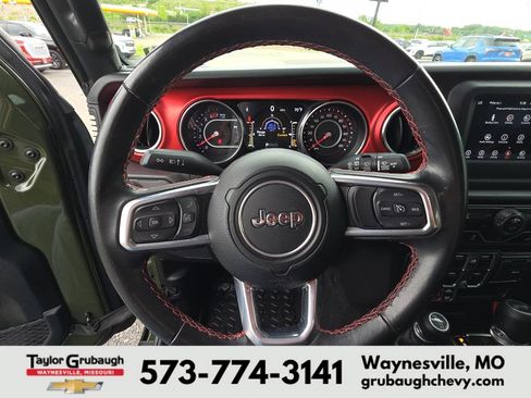 Used 2021 Jeep Wrangler Unlimited Rubicon w/ LED Lighting Group AWD/4WD image 17