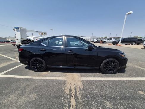 Used 2025 Nissan Sentra SR w/ Midnight Edition FWD image 7