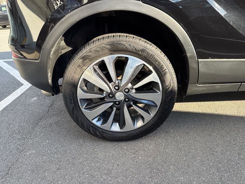 Certified 2022 Buick Encore Preferred w/ Safety Package image 9