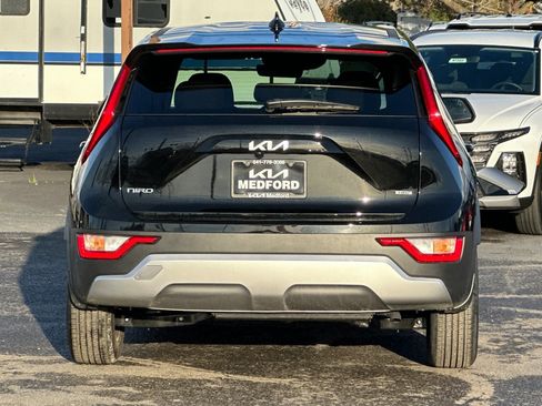 New 2026 Kia Niro LX FWD image 5