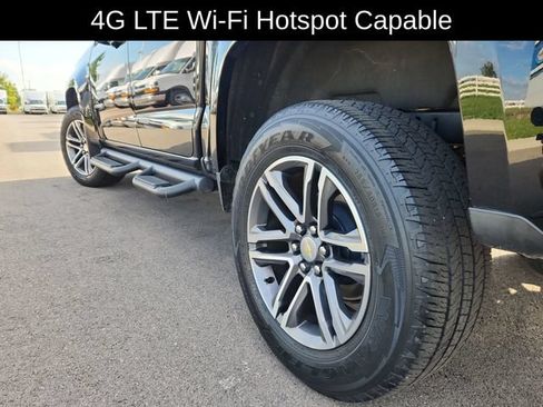 Used 2020 Chevrolet Colorado W/T w/ Custom Special Edition RWD image 17