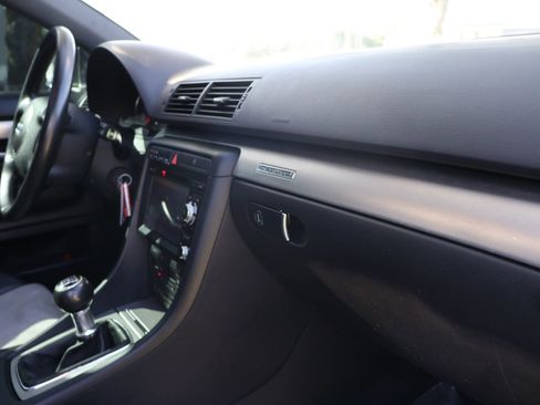 Used 2005 Audi S4 Sedan image 25