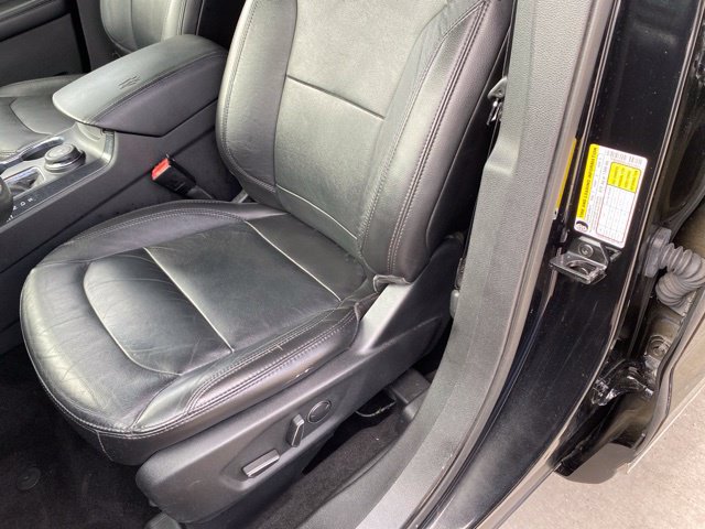 Used 2018 Ford Explorer XLT w/ Equipment Group 202A AWD/4WD image 19