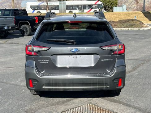 Used 2022 Subaru Outback Premium AWD/4WD image 7