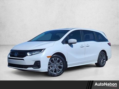 New 2026 Honda Odyssey Touring image 1