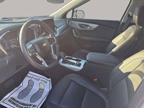 Used 2024 Chevrolet Blazer LT image 19