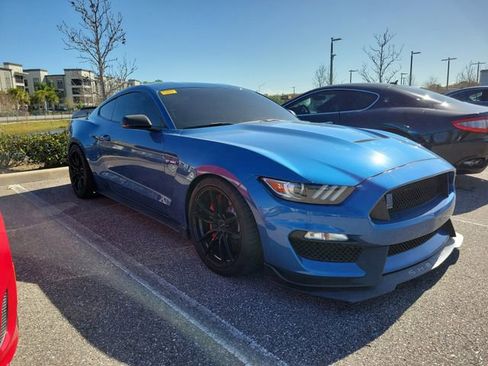 Used 2019 Ford Mustang Shelby GT350 w/ Technology Package image 3