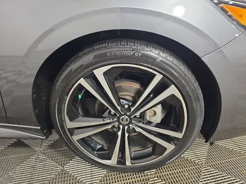 Used 2023 Nissan Sentra SR w/ Trunk Package image 6