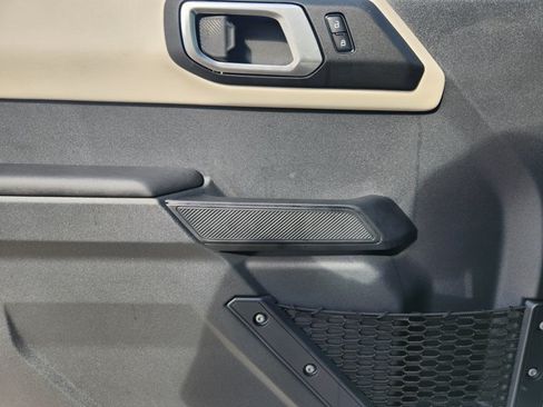New 2026 Ford Bronco Outer Banks w/ Sasquatch Package AWD/4WD image 17