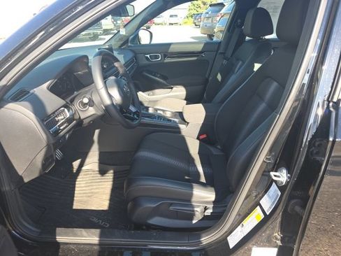 Used 2026 Honda Civic Sport image 13