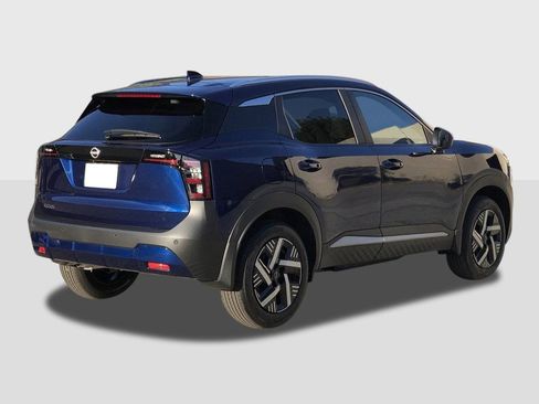 New 2026 Nissan Kicks SV FWD image 4
