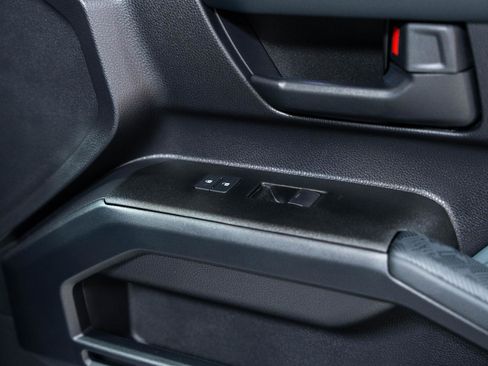 Used 2025 Toyota 4Runner Trailhunter image 61