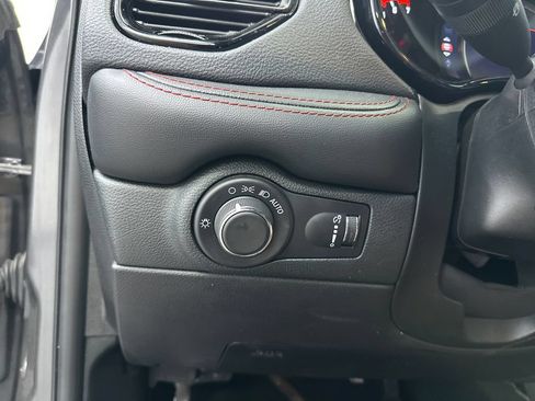 Used 2024 Dodge Durango GT AWD/4WD image 35