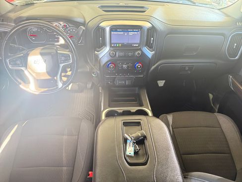 Used 2021 Chevrolet Silverado 1500 LT Trail Boss w/ LPO, Dark Essentials Package AWD/4WD image 26