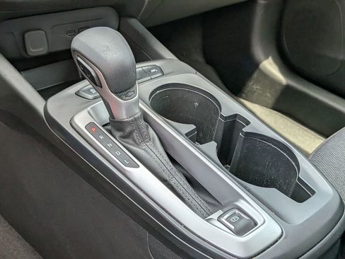 Used 2025 Chevrolet Trax LS FWD image 24