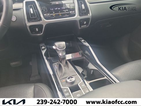 Certified 2021 Kia Sorento SX AWD/4WD image 18