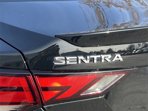 Certified 2024 Nissan Sentra SR image 24