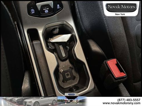 Used 2022 Jeep Renegade Latitude image 23