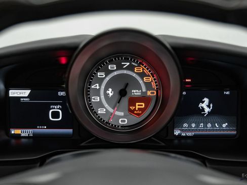 Used 2022 Ferrari F8 Tributo RWD image 93