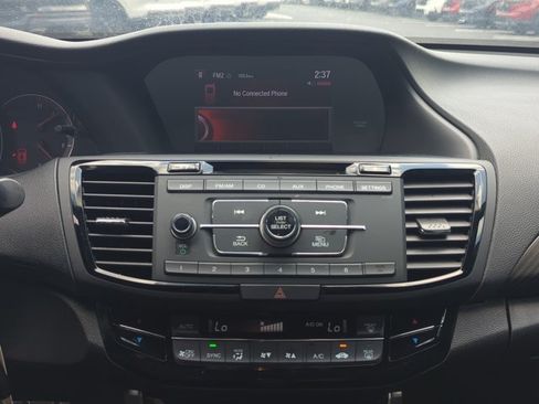 Used 2017 Honda Accord Sport image 16