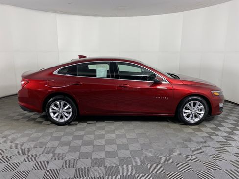 Used 2025 Chevrolet Malibu LT image 6