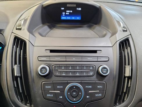 Used 2018 Ford Escape SE image 25