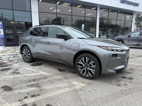 New 2026 Subaru Solterra image 12