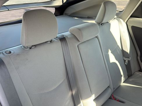 Used 2011 Toyota Prius Three image 27