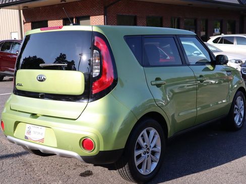Used 2017 Kia Soul + FWD image 6