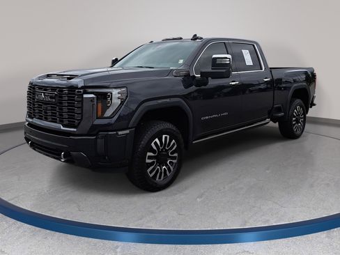Used 2024 GMC Sierra 2500 Denali Ultimate w/ Max Trailering Package AWD/4WD image 1