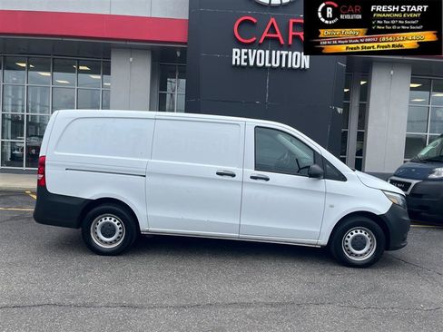 Used 2021 Mercedes-Benz Metris image 7