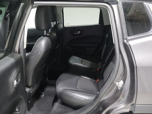 Used 2019 Jeep Compass Latitude AWD/4WD image 19
