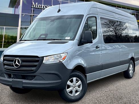 New 2025 Mercedes-Benz Sprinter 2500 image 2