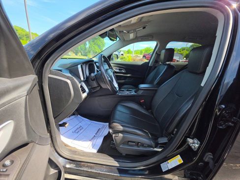 Used 2017 Chevrolet Equinox Premier w/ Enhanced Convenience Package AWD/4WD image 27