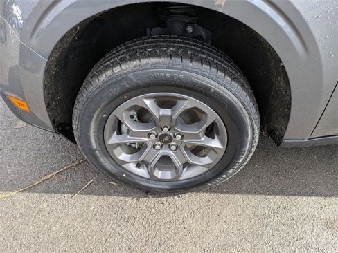 Certified 2023 Ford Maverick XLT image 22