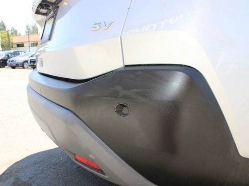 Used 2022 Nissan Rogue SV FWD image 38