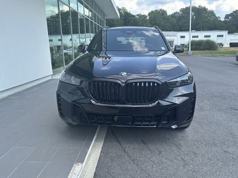 New 2026 BMW X5 xDrive40i w/ M Sport Package image 3