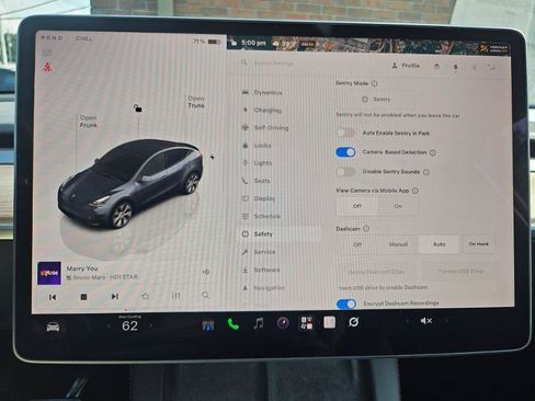 Used 2023 Tesla Model Y 2WD image 50