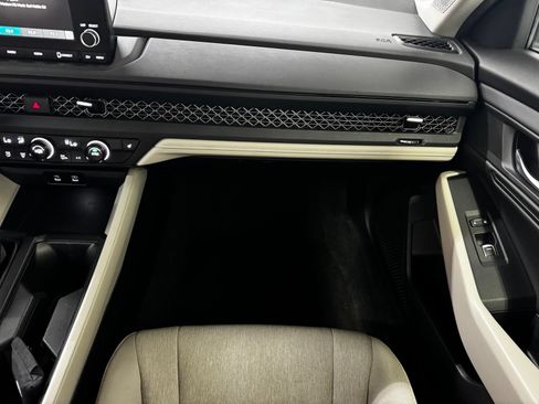 Used 2024 Honda Accord EX image 15
