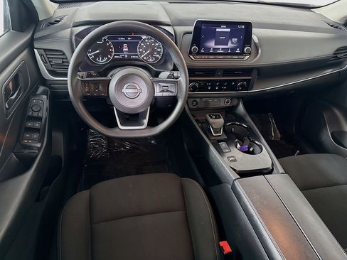 Used 2024 Nissan Rogue S image 17