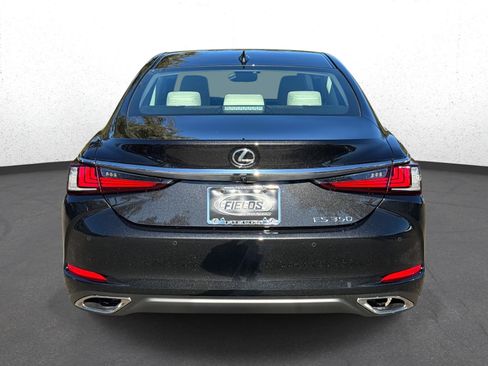 New 2025 Lexus ES 350 w/ Premium Package image 4