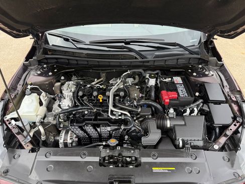 Used 2025 Nissan Altima 2.5 SV image 32