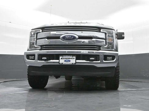Used 2019 Ford F250 Lariat w/ Chrome Package image 25