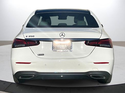 Used 2022 Mercedes-Benz E 350 Sedan image 7
