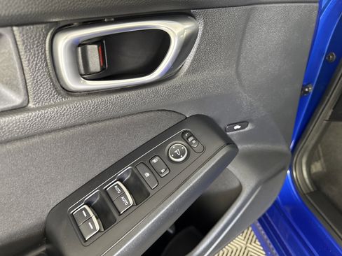 Used 2023 Honda Civic Sport image 14