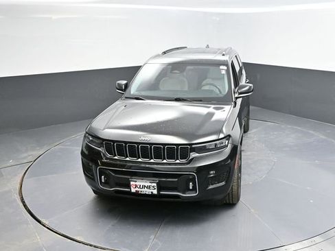 Used 2021 Jeep Grand Cherokee L Overland w/ Luxury Tech Group IV image 46