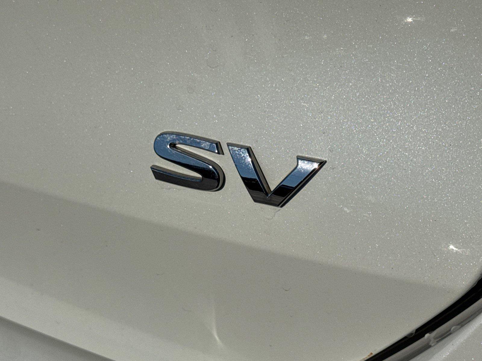 Used 2016 Nissan Rogue SV FWD image 12
