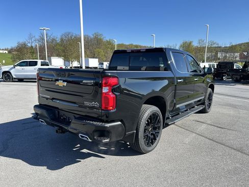 New 2026 Chevrolet Silverado 1500 High Country w/ Technology Package AWD/4WD image 7