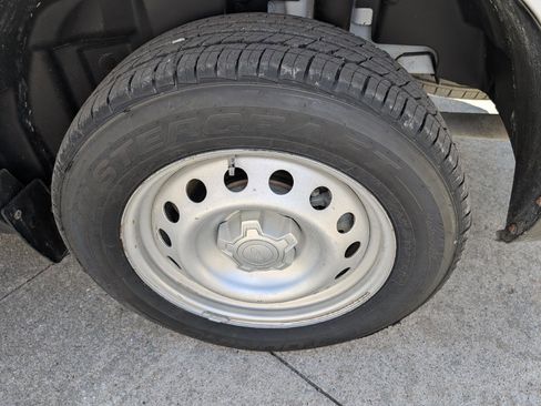 Used 2022 Ford Maverick XL w/ Equipment Group 100A Standard image 9