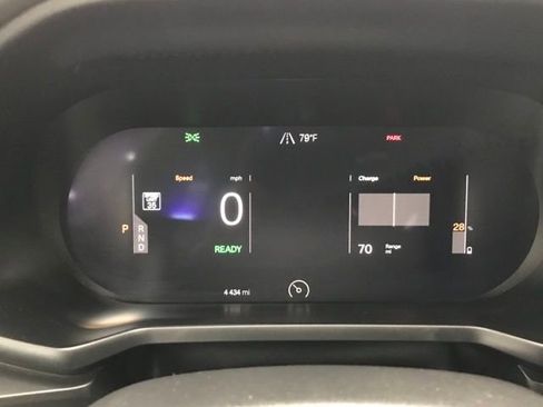 Used 2023 Polestar Polestar 2 image 12